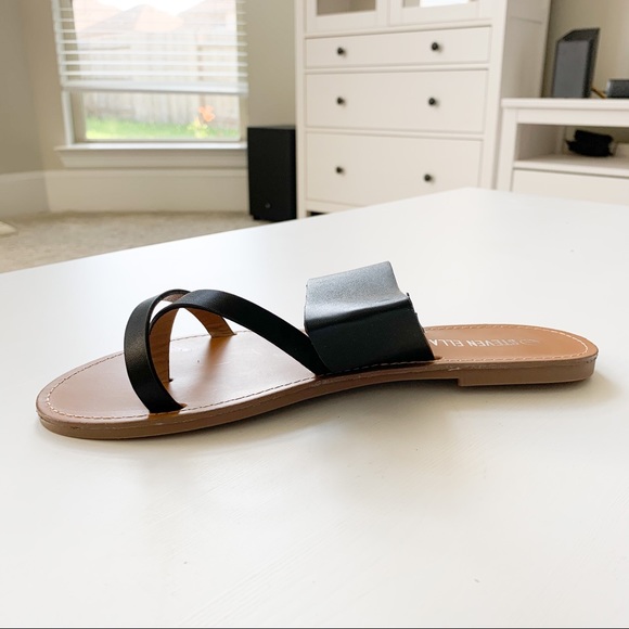 Steven Ella Black Toe Strap Sandal B16233 - Picture 3 of 8